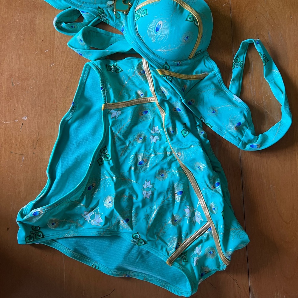 Disney Aladdin Bikini Bottom